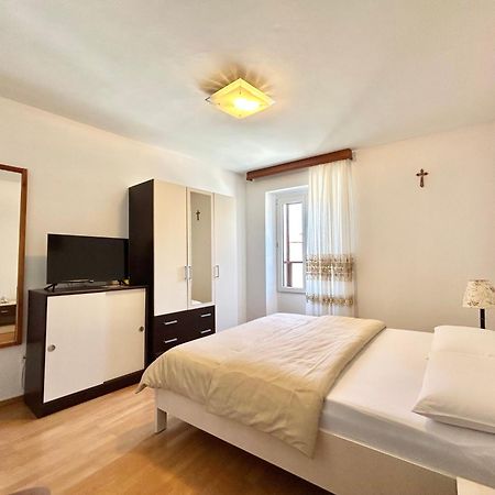 Apartments Tereza Novigrad  ภายนอก รูปภาพ