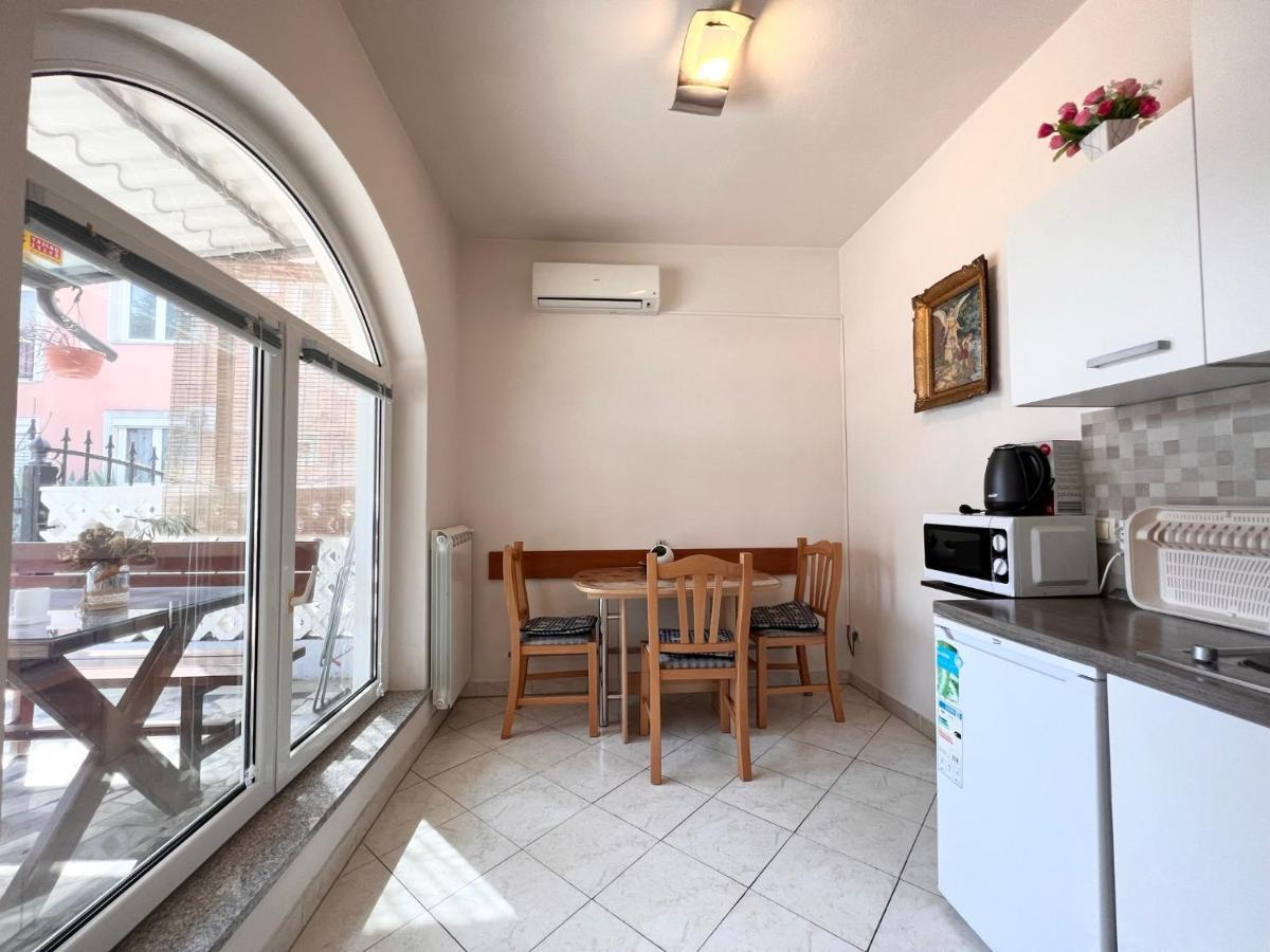 Apartments Tereza Novigrad  ภายนอก รูปภาพ