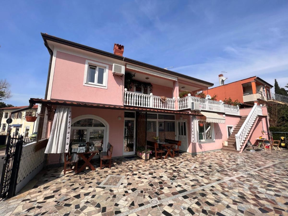 Apartments Tereza Novigrad  ภายนอก รูปภาพ