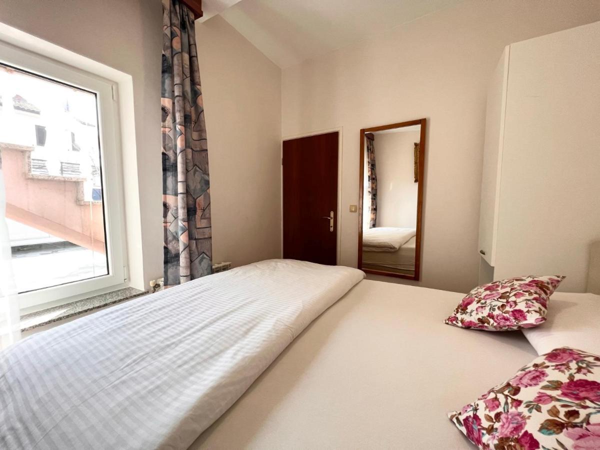Apartments Tereza Novigrad  ภายนอก รูปภาพ