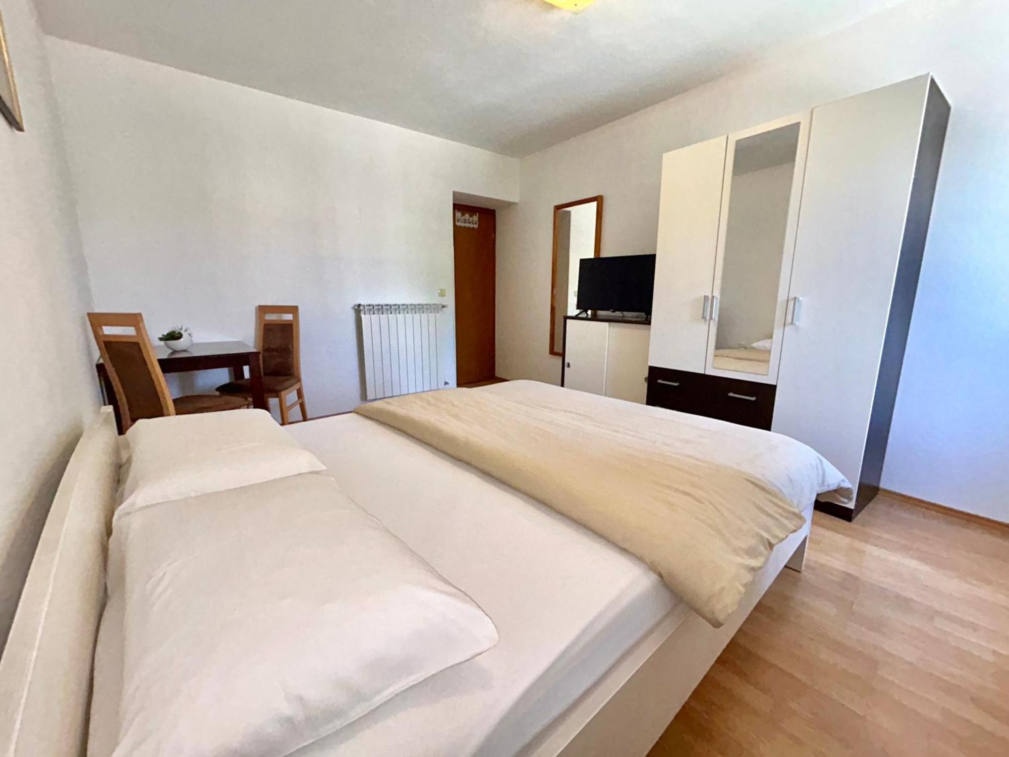 Apartments Tereza Novigrad  ภายนอก รูปภาพ