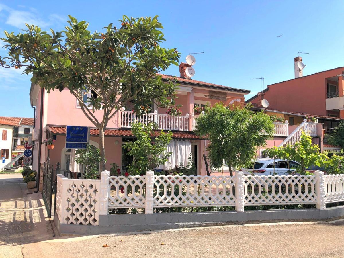 Apartments Tereza Novigrad  ภายนอก รูปภาพ